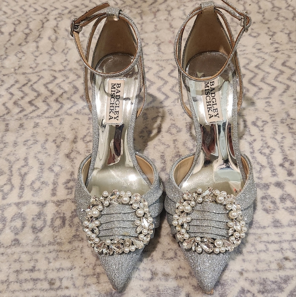 Badgley Mischka Silver Rhinestone heels